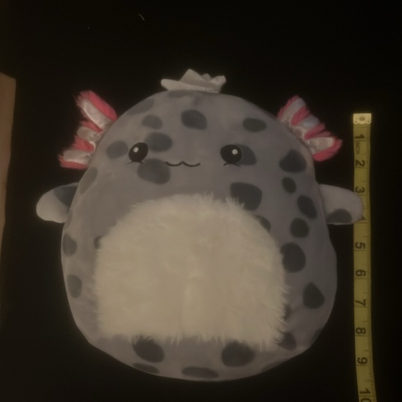 8” Axolotl Squishmallow - Picture 4 of 4